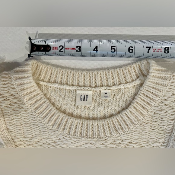 GAP Wool Blend Cable Knit Frilly Cream Fringe Extra Small Sweater - Picture 10 of 13